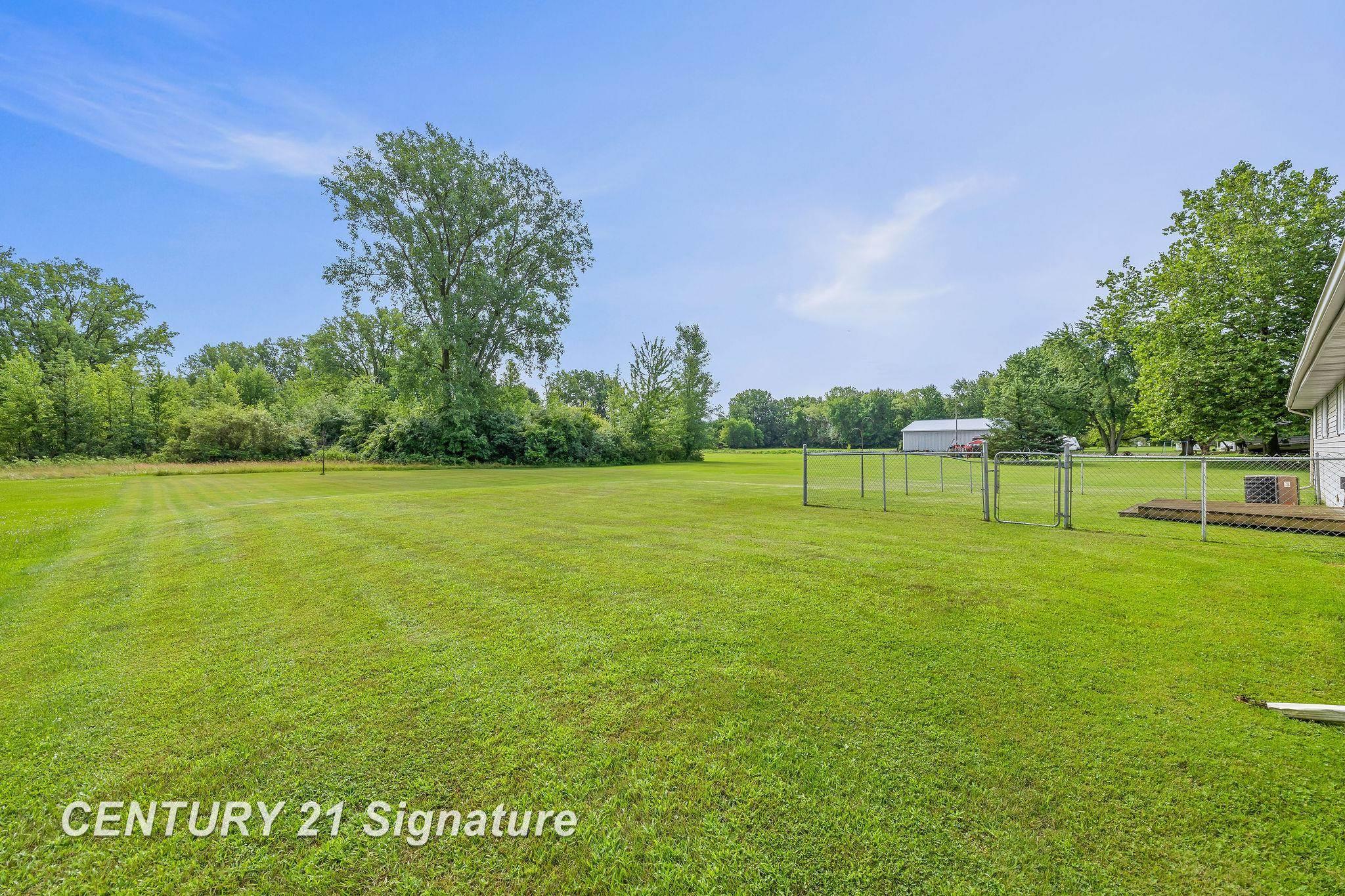 5115 Cole Road Saginaw, MI 48601 - Photo 30 of 32 50148797-23ff184a-a3ae-4c00-9629-495025241bfa.JPG