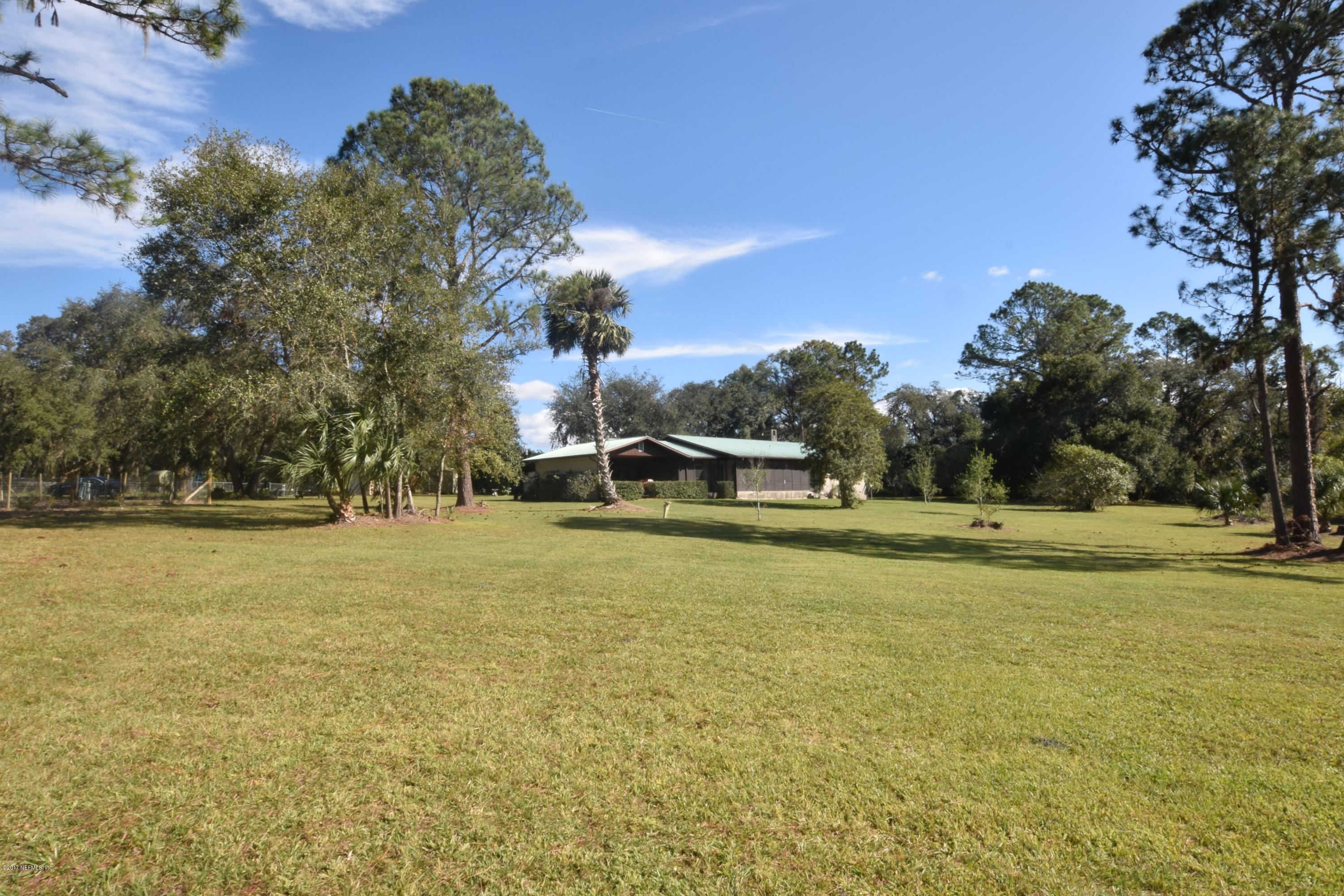 105 Silver Pond Road Crescent City, FL 32112 - Photo 3 of 31 DSC_0179 (2)