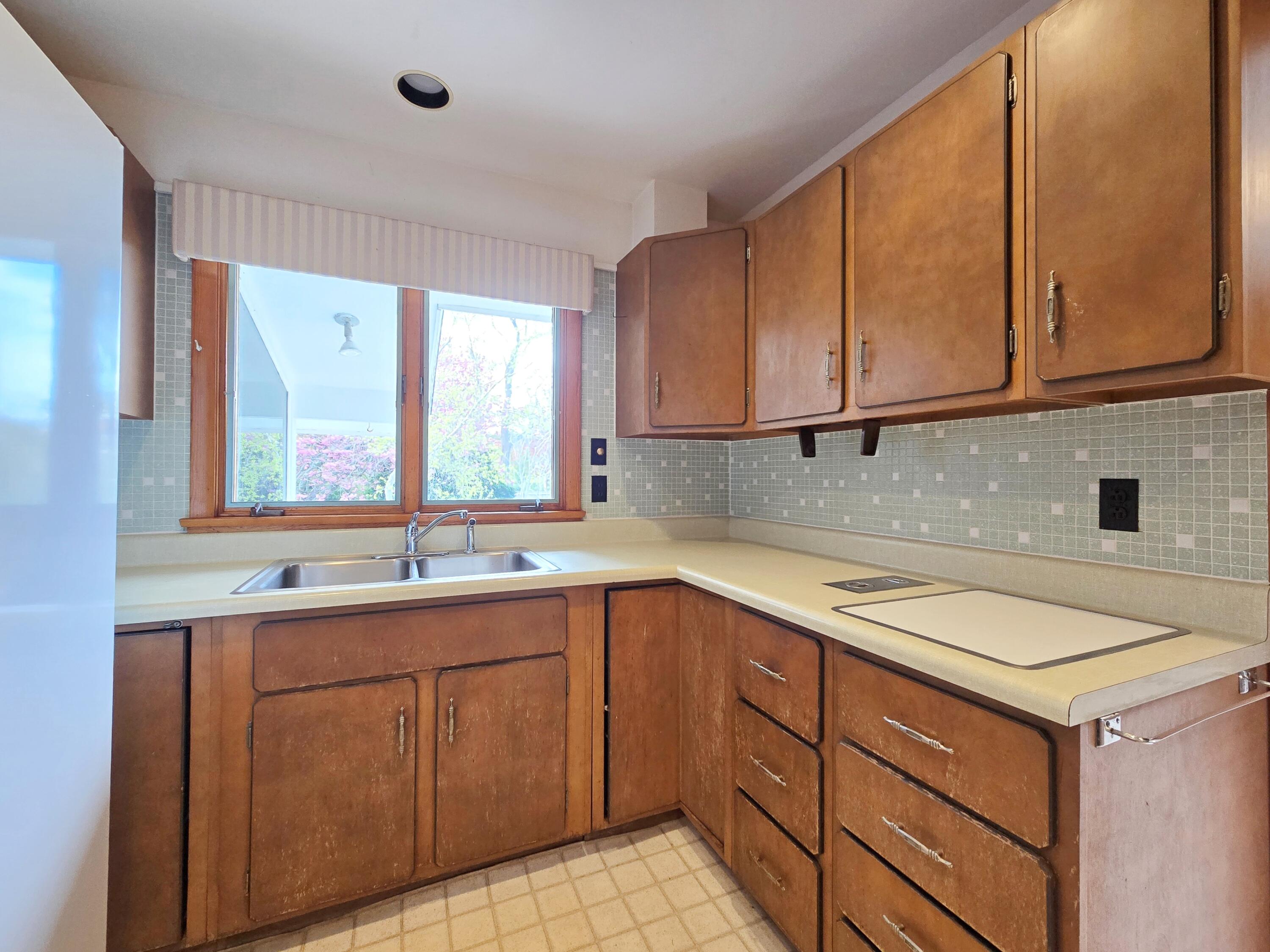 56 Locust Road Orleans, MA 02653 - Photo 26 of 90 20260508_101711 ()