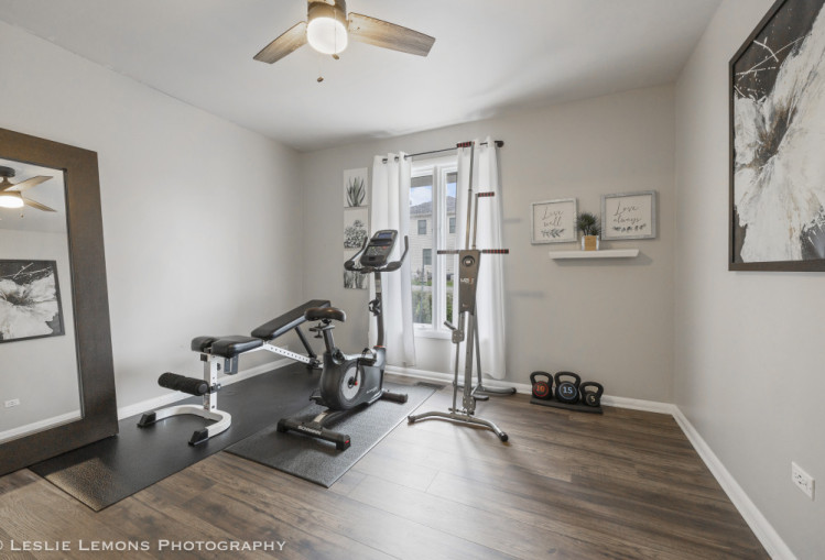 707 South Finley Road Lombard, IL 60148 - Photo 18 of 25 a view of a room with gym equipment