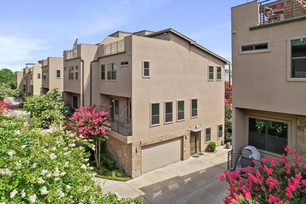 $4,000 | 1717 Annex Avenue, Unit 605, Dallas, TX 75204