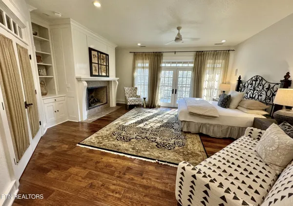 $3,600,000 | 1886 Acorn Branch Lane, Gatlinburg, TN 37738