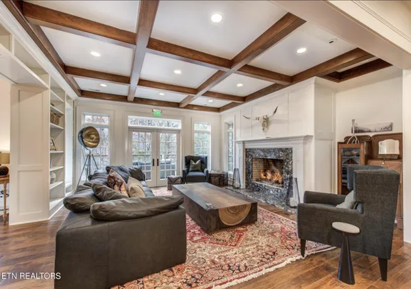 $3,600,000 | 1886 Acorn Branch Lane, Gatlinburg, TN 37738