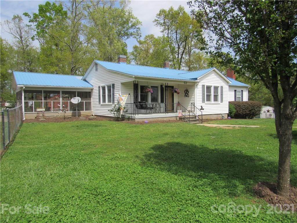 323 Mull Road Lincolnton, NC 28092 - Photo 1 of 29 Gallery Image 1