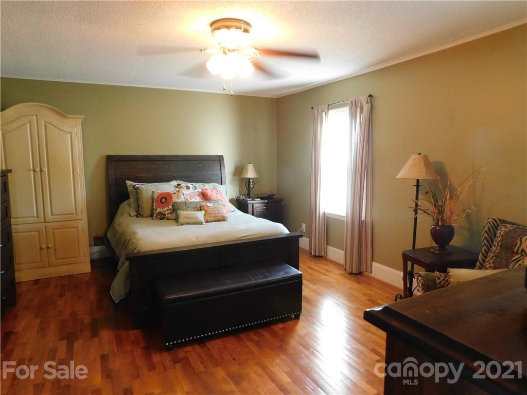 323 Mull Road Lincolnton, NC 28092 - Photo 11 of 29 Gallery Image 11