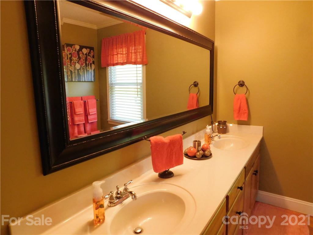 323 Mull Road Lincolnton, NC 28092 - Photo 14 of 29 Gallery Image 14