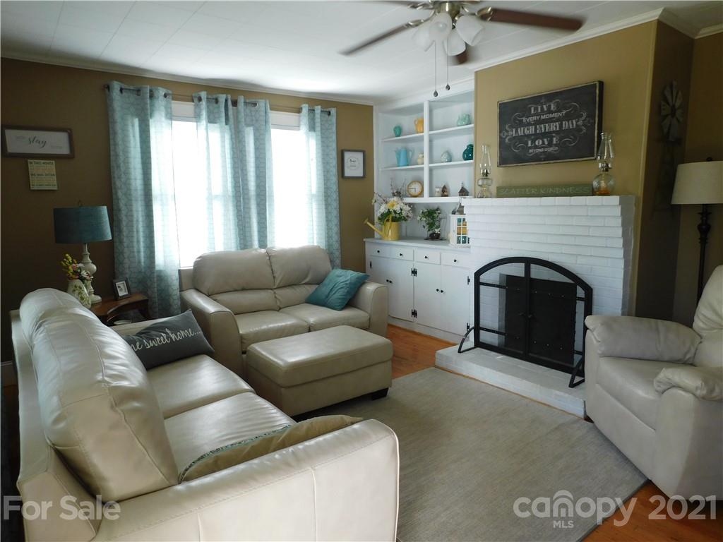 323 Mull Road Lincolnton, NC 28092 - Photo 5 of 29 Gallery Image 5