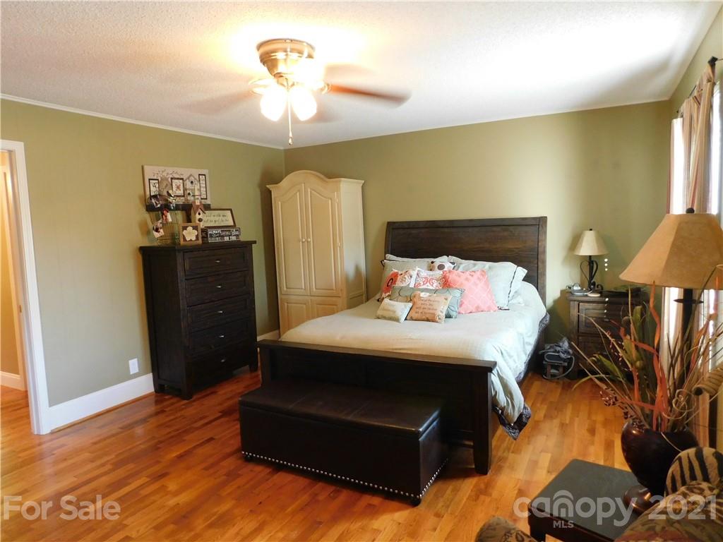 323 Mull Road Lincolnton, NC 28092 - Photo 10 of 29 Gallery Image 10