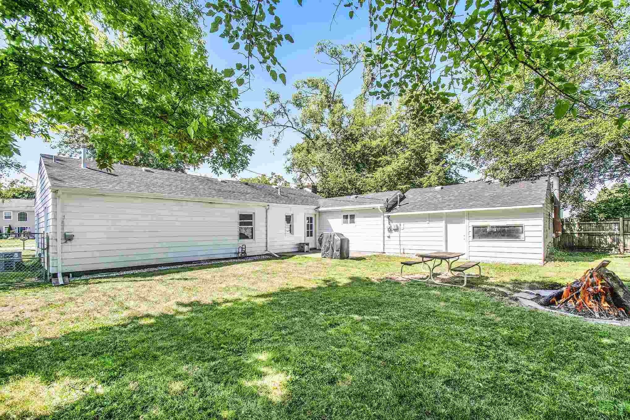 11969 Vistula Road Osceola, IN 46561 - Photo 22 of 23 Gallery Image 22