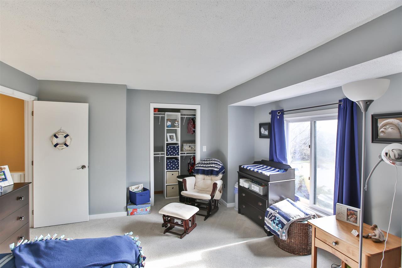 52 Thornhill Road Stratham, NH 03885 - Photo 10 of 22