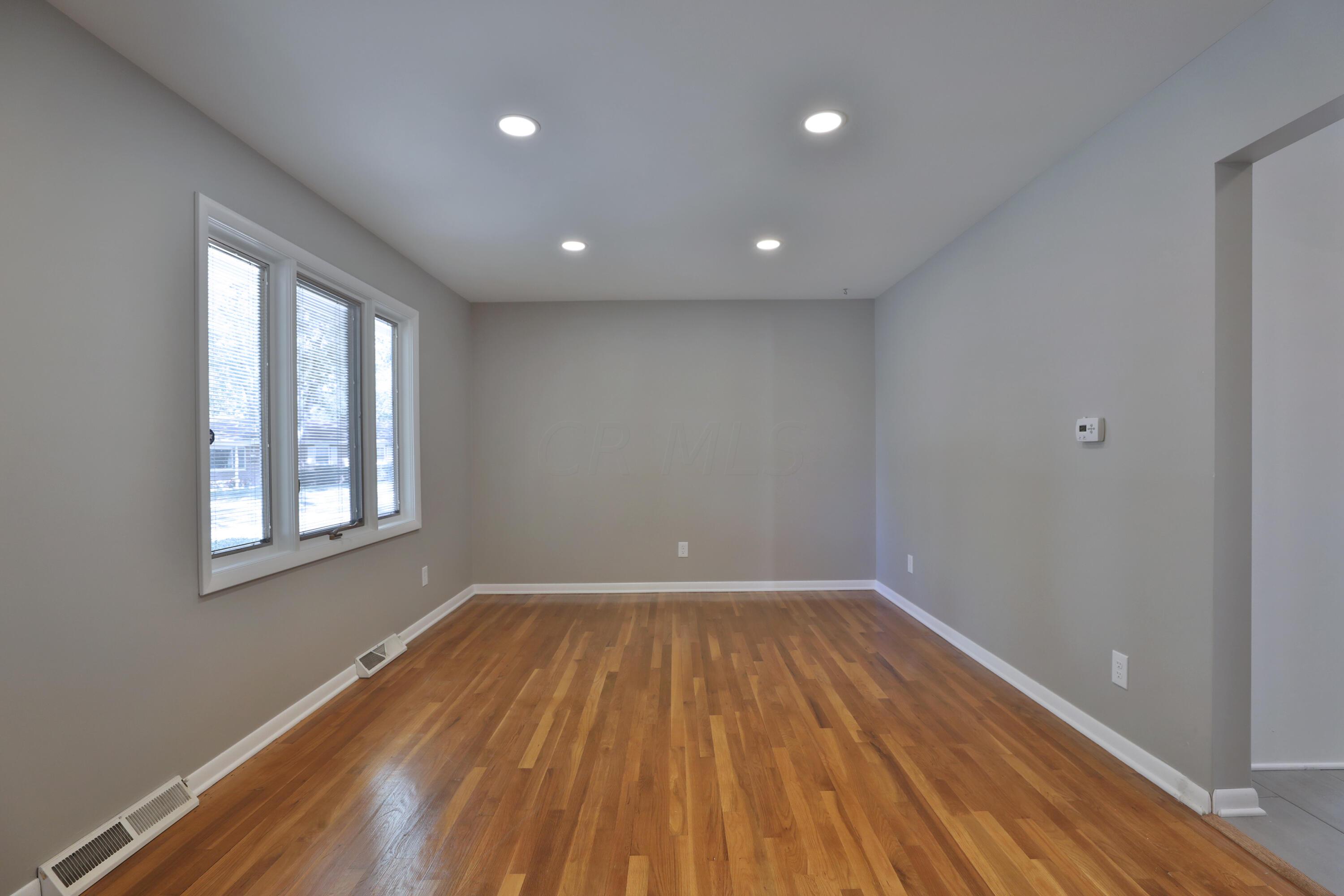 1135 Belden Road Columbus, OH 43229 - Photo 4 of 33 1135-Belden-05