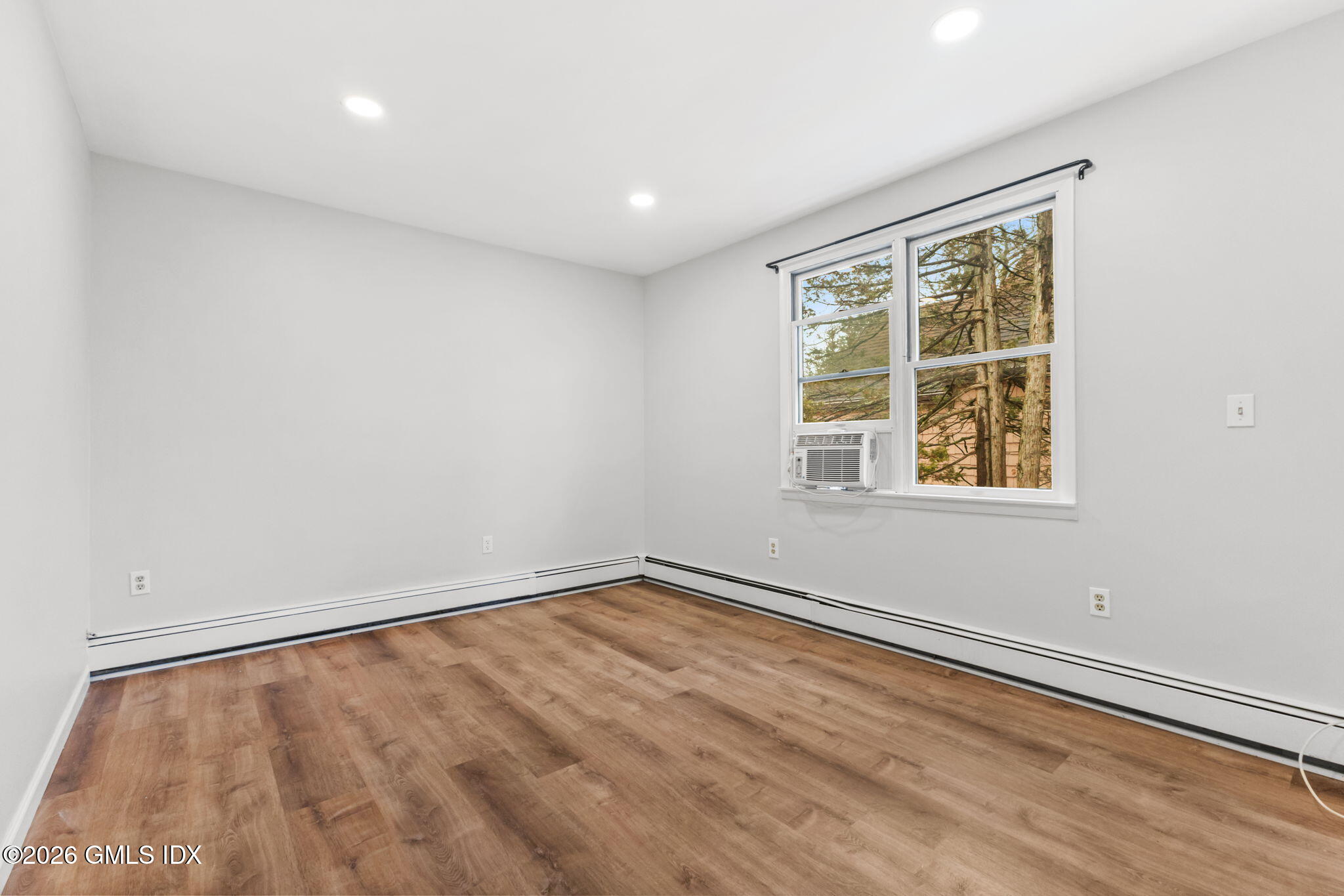 35 Church Street, Unit 2 Greenwich, CT 06830 - Photo 9 of 15 8 - Unit 2 - 35 Church St W