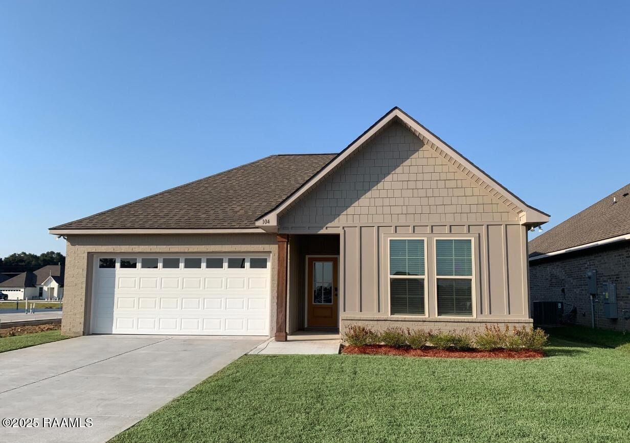 104 Lotus Lane Broussard, LA 70518 - Photo 1 of 6