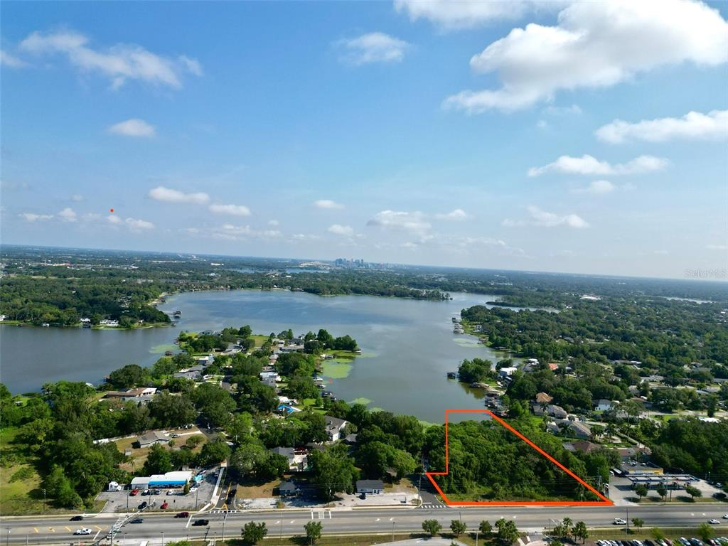 643 West Oak Ridge Road Orlando, FL 32809 - Photo 2 of 7