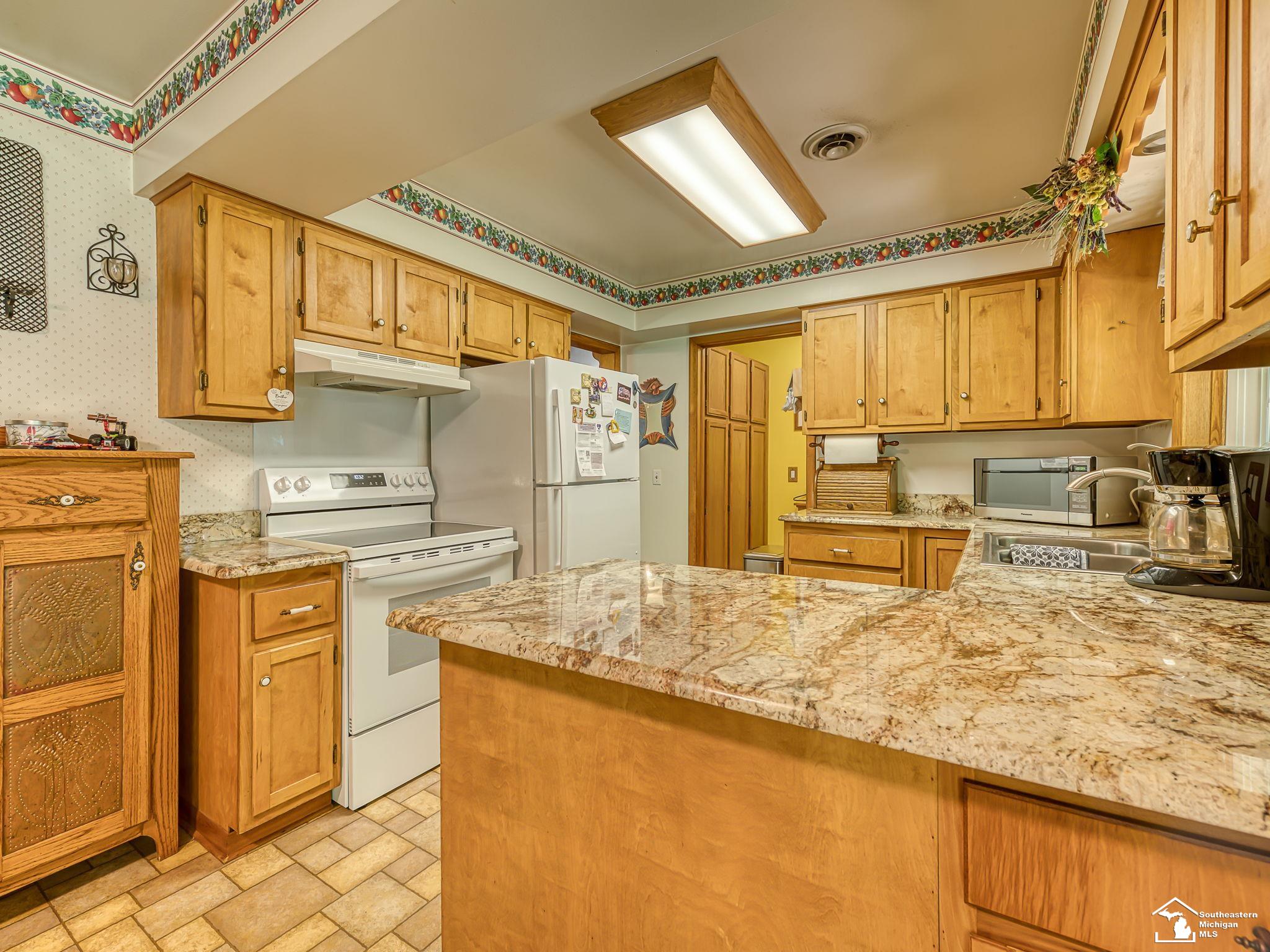 4496 School Road Temperance, MI 48182 - Photo 8 of 48