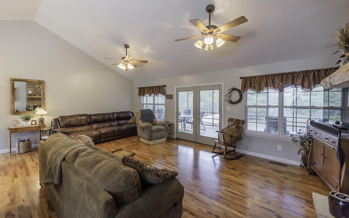 3290 Armstrong Ferry Road Decatur, TN 37322 - Photo 7 of 43 DSC_5657