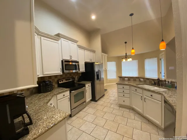 $2,895 | 110 Surrey Drive, Boerne, TX 78006