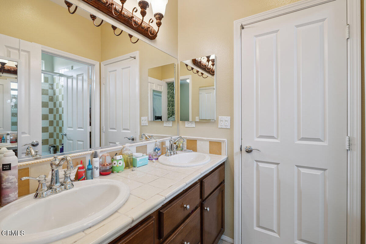 3401 Aviara Lane Oxnard, CA 93036 - Photo 30 of 55 005_cjp_0191_864