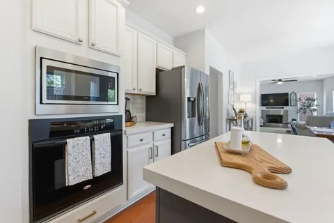 $689,900 | 7213 Riverfront Drive, Nashville, TN 37221