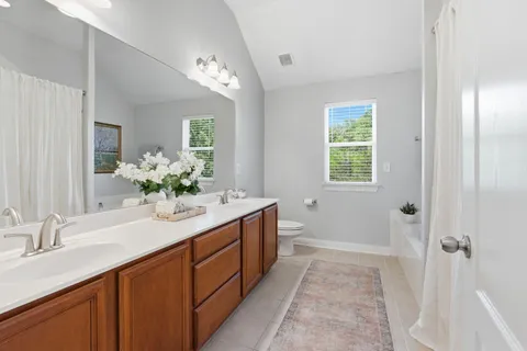 $689,900 | 7213 Riverfront Drive, Nashville, TN 37221