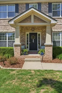 $689,900 | 7213 Riverfront Drive, Nashville, TN 37221