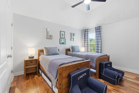 $689,900 | 7213 Riverfront Drive, Nashville, TN 37221