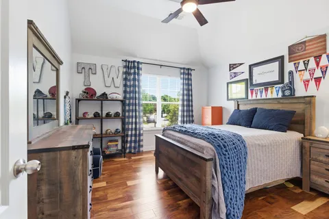 $689,900 | 7213 Riverfront Drive, Nashville, TN 37221