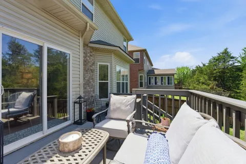 $689,900 | 7213 Riverfront Drive, Nashville, TN 37221