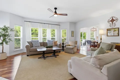 $689,900 | 7213 Riverfront Drive, Nashville, TN 37221