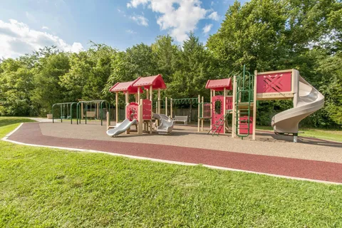 $689,900 | 7213 Riverfront Drive, Nashville, TN 37221