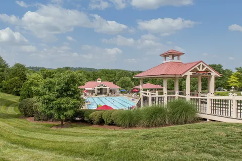 $689,900 | 7213 Riverfront Drive, Nashville, TN 37221