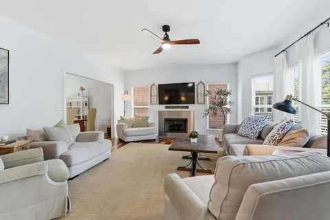 $689,900 | 7213 Riverfront Drive, Nashville, TN 37221
