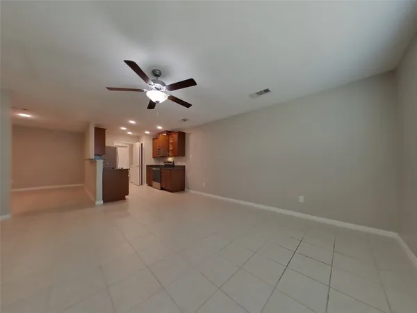 $1,849 | 540 Red Dusk Paint Drive, La Marque, TX 77568