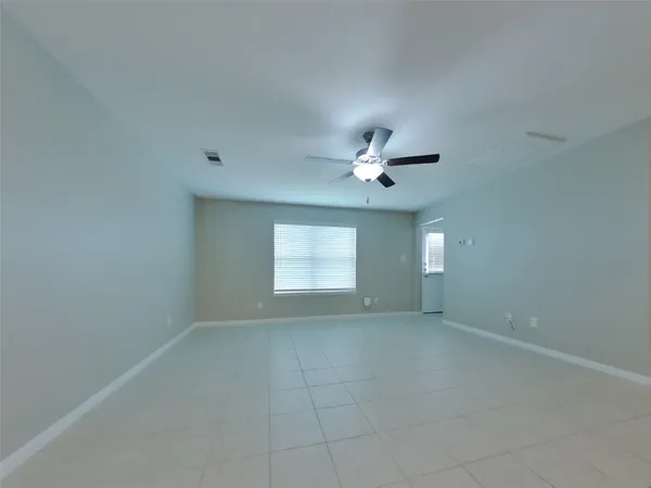 $1,849 | 540 Red Dusk Paint Drive, La Marque, TX 77568