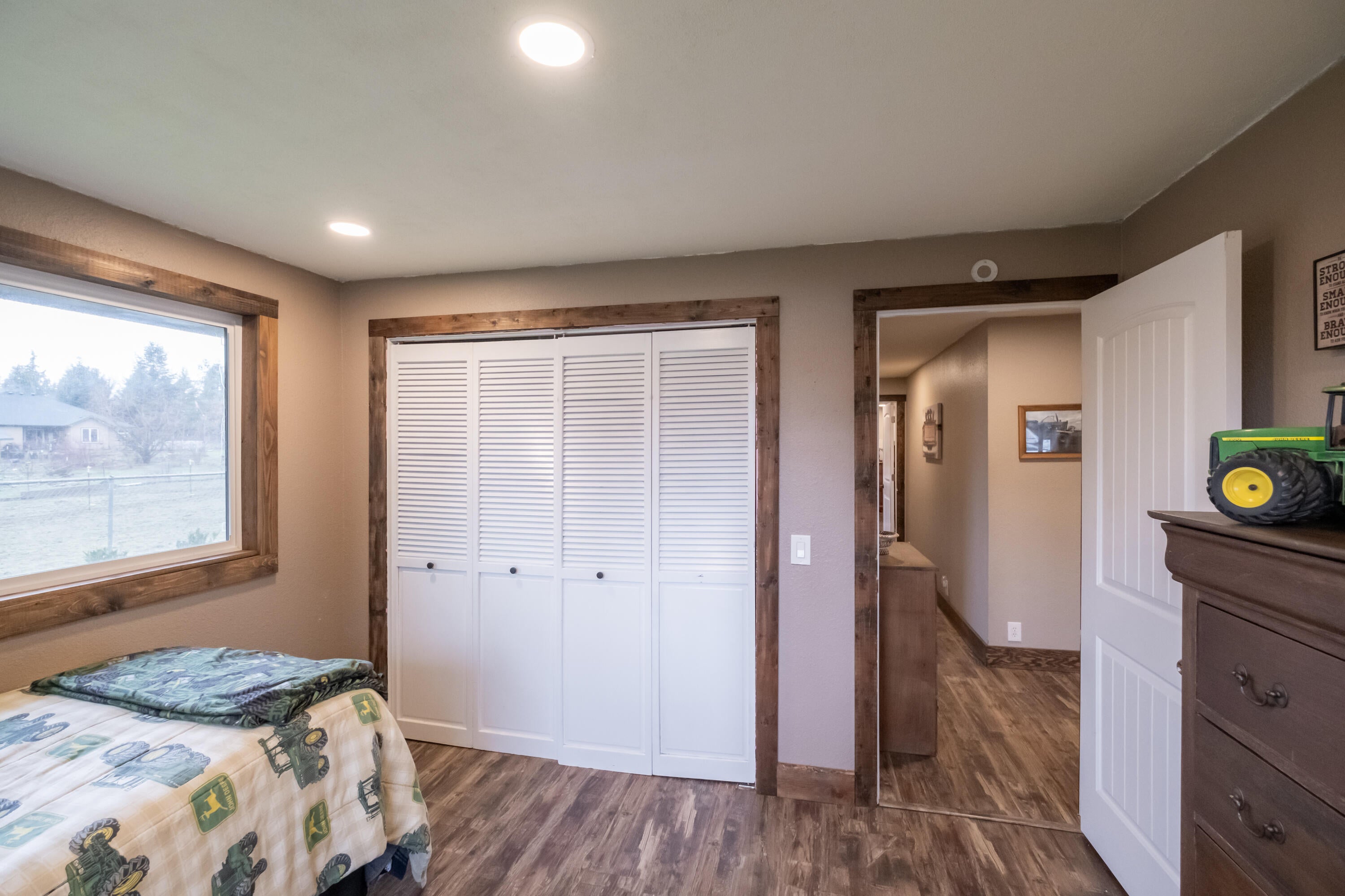 34203 East Lacomb Road Lebanon, OR 97355 - Photo 23 of 48 MIT-12