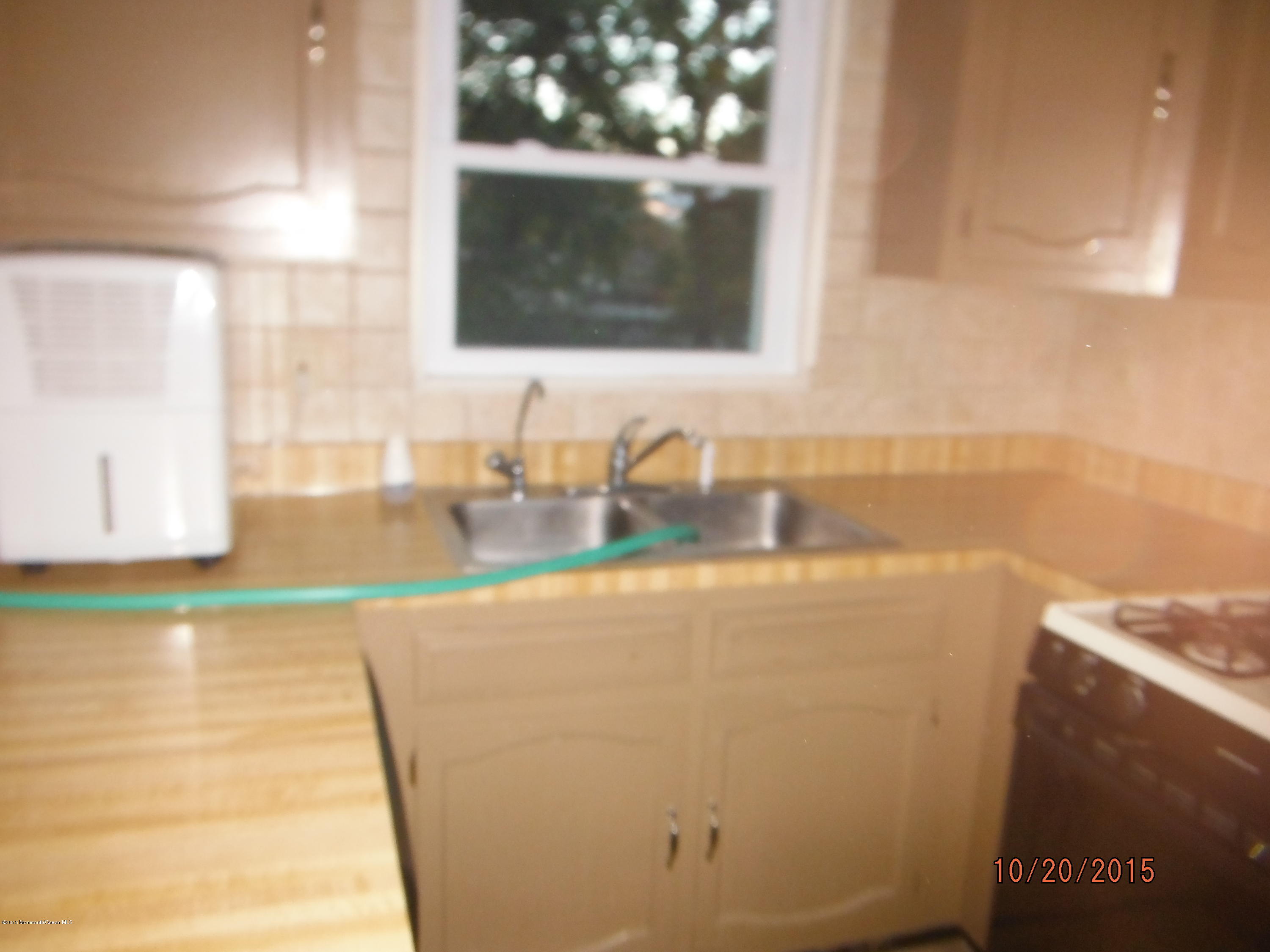 1035 Frontage Road Toms River, NJ 08753 - Photo 3 of 9 Kitchen