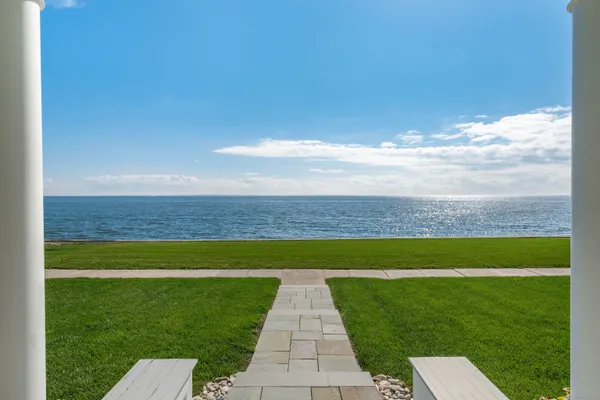 $12,000 | 7 Pettipaug Avenue, Old Saybrook, CT 06475