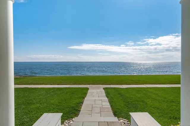 $12,000 | 7 Pettipaug Avenue, Old Saybrook, CT 06475