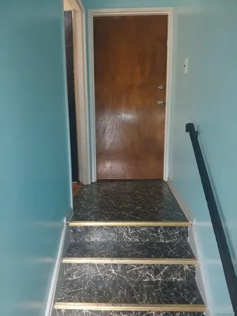 a view of entryway