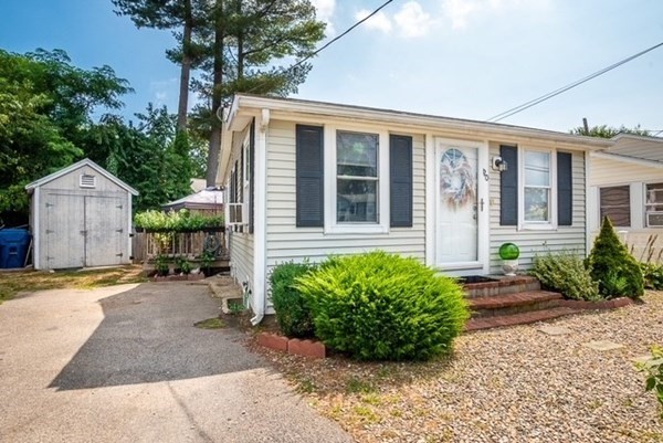 120 Swifts Beach Road Wareham, MA 02571 - Photo 2 of 29