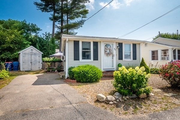 120 Swifts Beach Road Wareham, MA 02571 - Photo 4 of 29