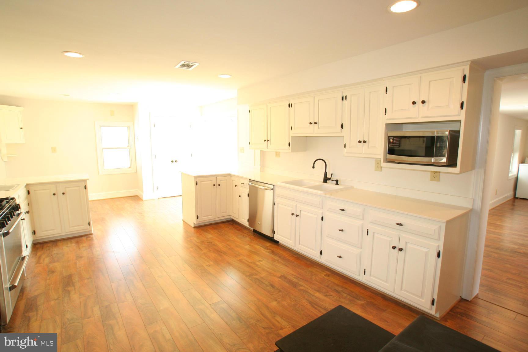 11221 Elk Run Road Catlett, VA 20119 - Photo 14 of 30 Kitchen