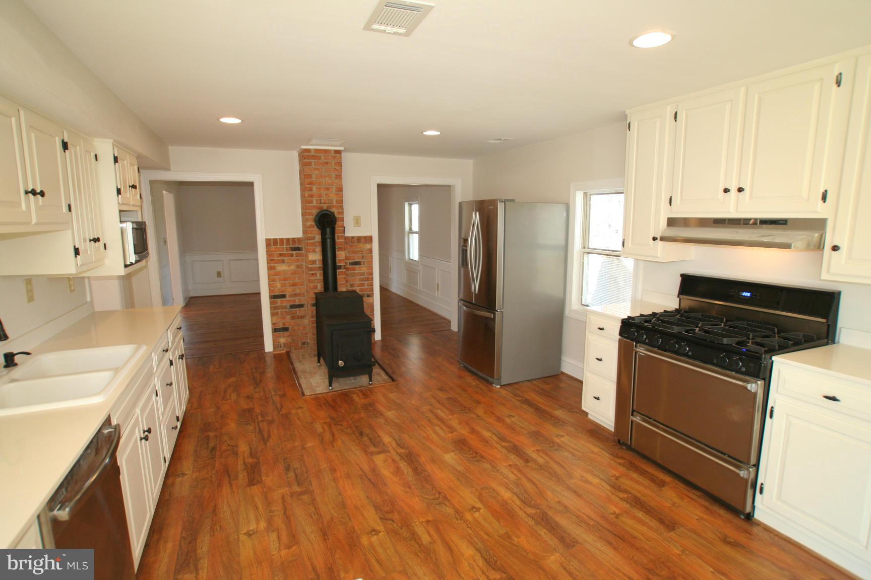 11221 Elk Run Road Catlett, VA 20119 - Photo 15 of 30 Kitchen