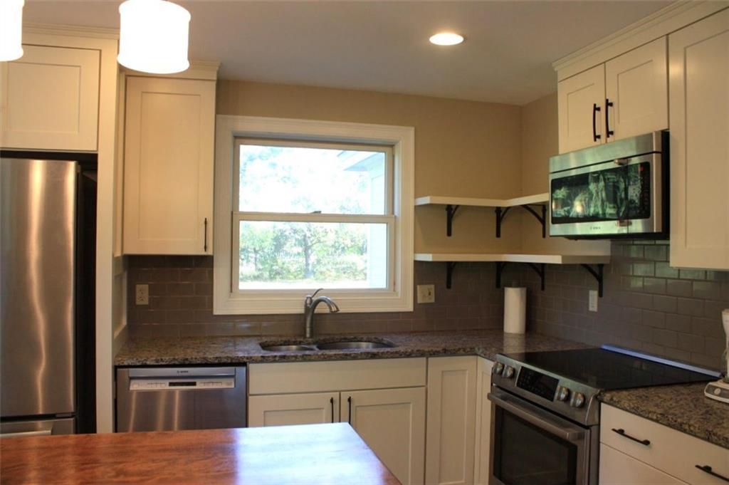 351 Bay Road Bowdoinham, ME 04008 - Photo 5 of 33 Photo