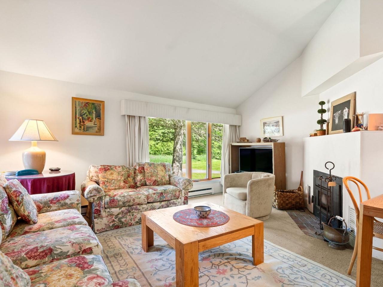 236 Club Sugarbush Extension, Unit 16 Warren, VT 05674 - Photo 13 of 40