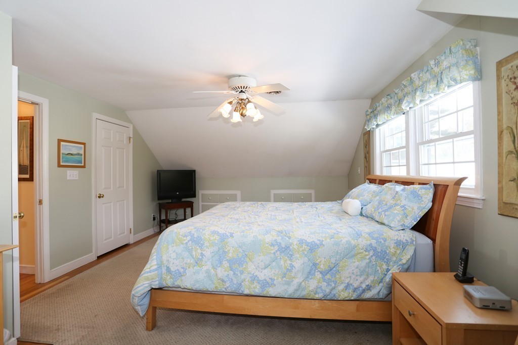 10 Valley View Road Wayland, MA 01778 - Photo 11 of 22 Gallery Image 11