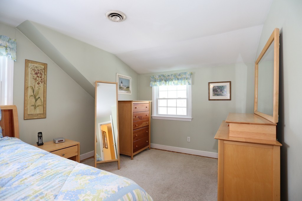 10 Valley View Road Wayland, MA 01778 - Photo 12 of 22 Gallery Image 12