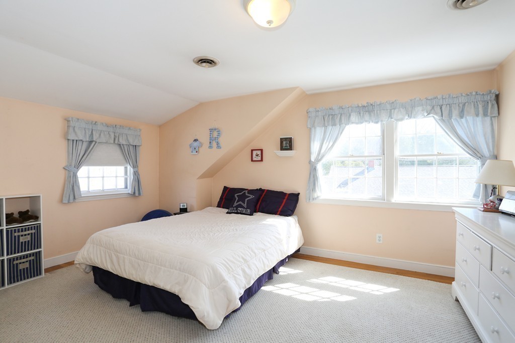 10 Valley View Road Wayland, MA 01778 - Photo 15 of 22 Gallery Image 15