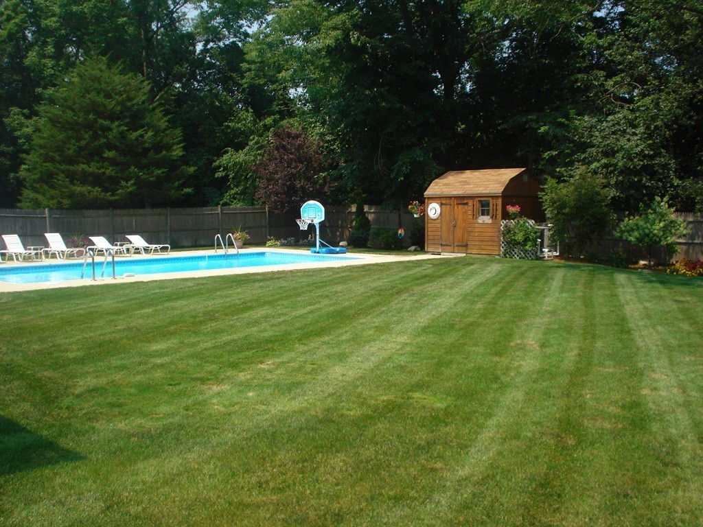 10 Valley View Road Wayland, MA 01778 - Photo 21 of 22 Gallery Image 21