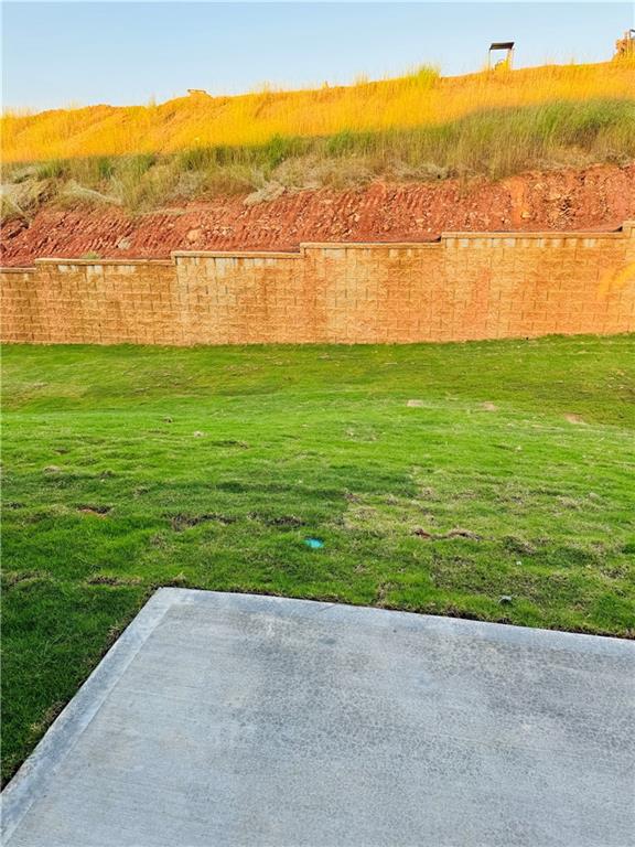 217 Dupont Drive Cartersville, GA 30121 - Photo 6 of 7 a view of an ocean and a city